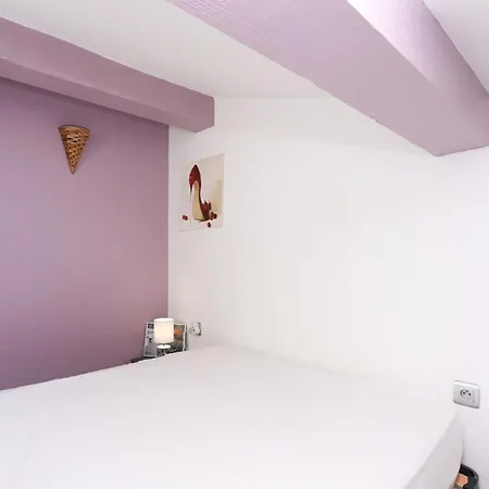 Дом отдыха Belle T3 Avec Terrasse Proche De La De St Cyprien