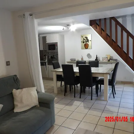 Belle T3 Avec Terrasse Proche De La De St Cyprien * Saint-Cyprien (Pyrenees-Orientales)