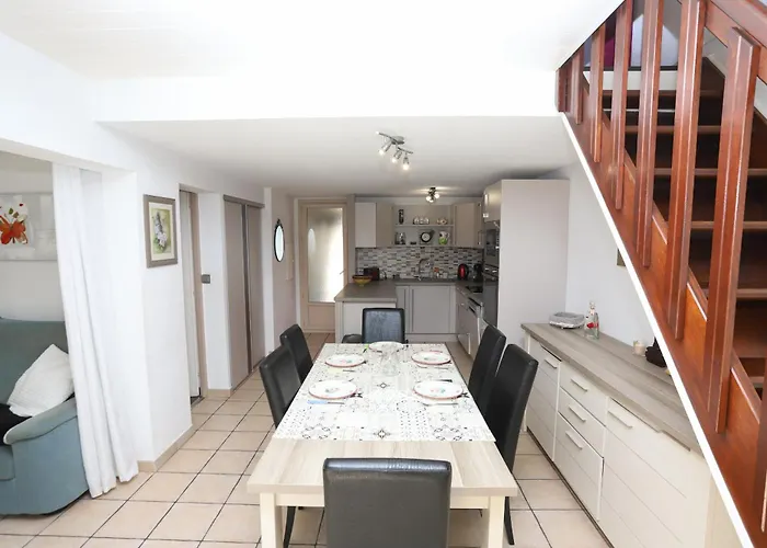 Belle T3 Avec Terrasse Proche De La De St Cyprien Saint-Cyprien (Pyrenees-Orientales)